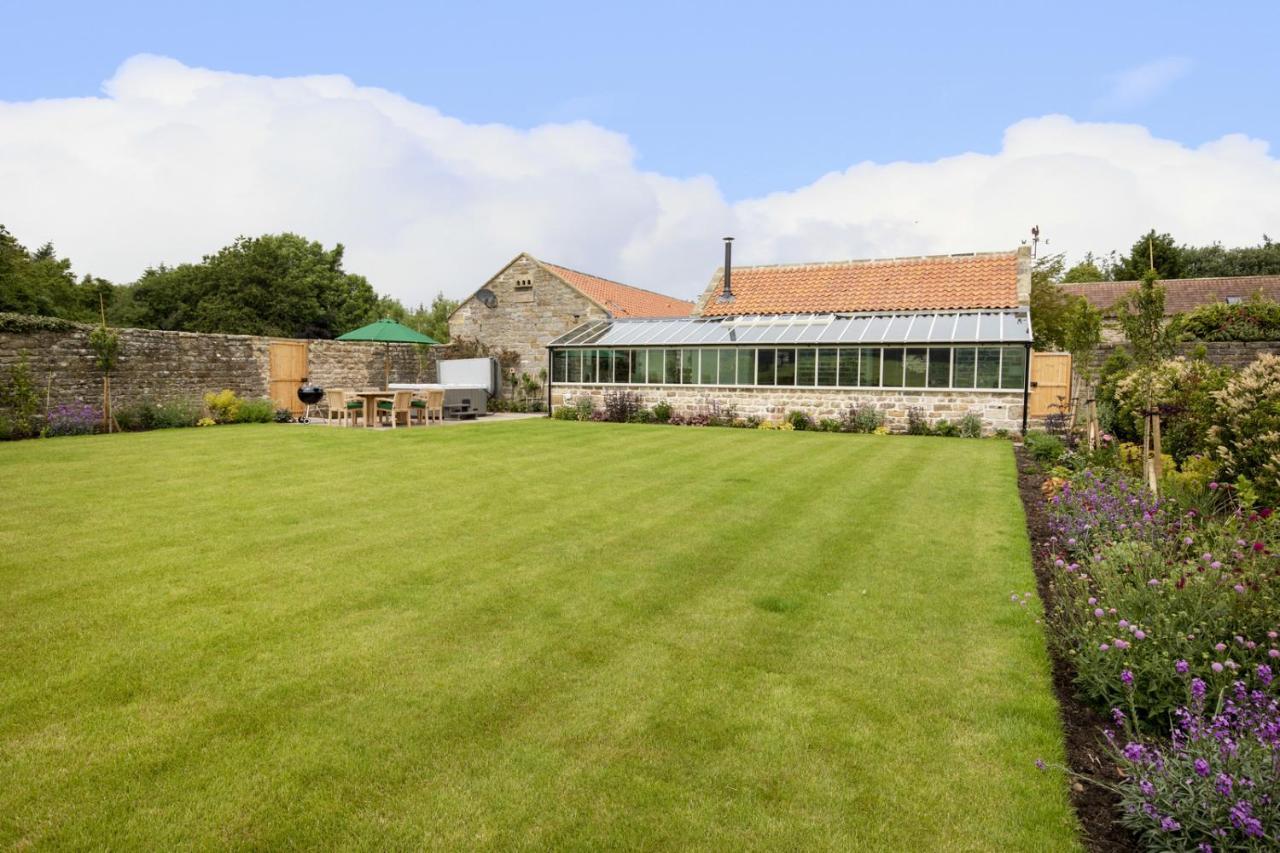 Thirley Cotes Farm Cottages 斯卡伯勒 外观 照片